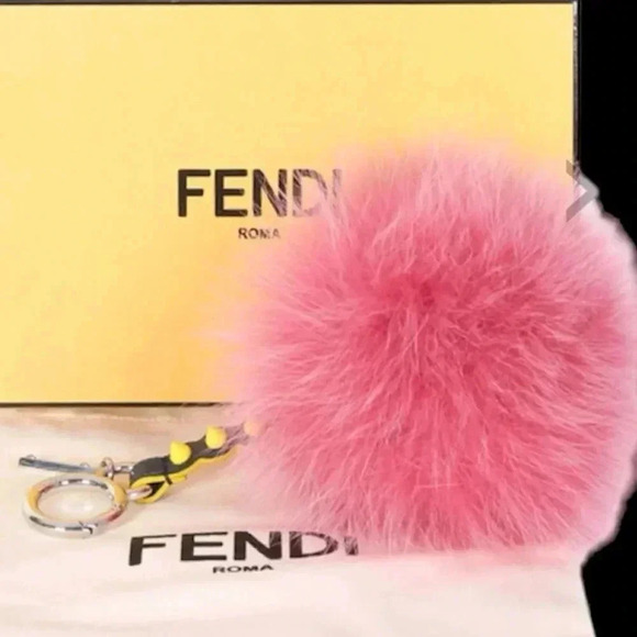 AUTHENTIC FENDI PINK CHARM - Picture 1 of 4